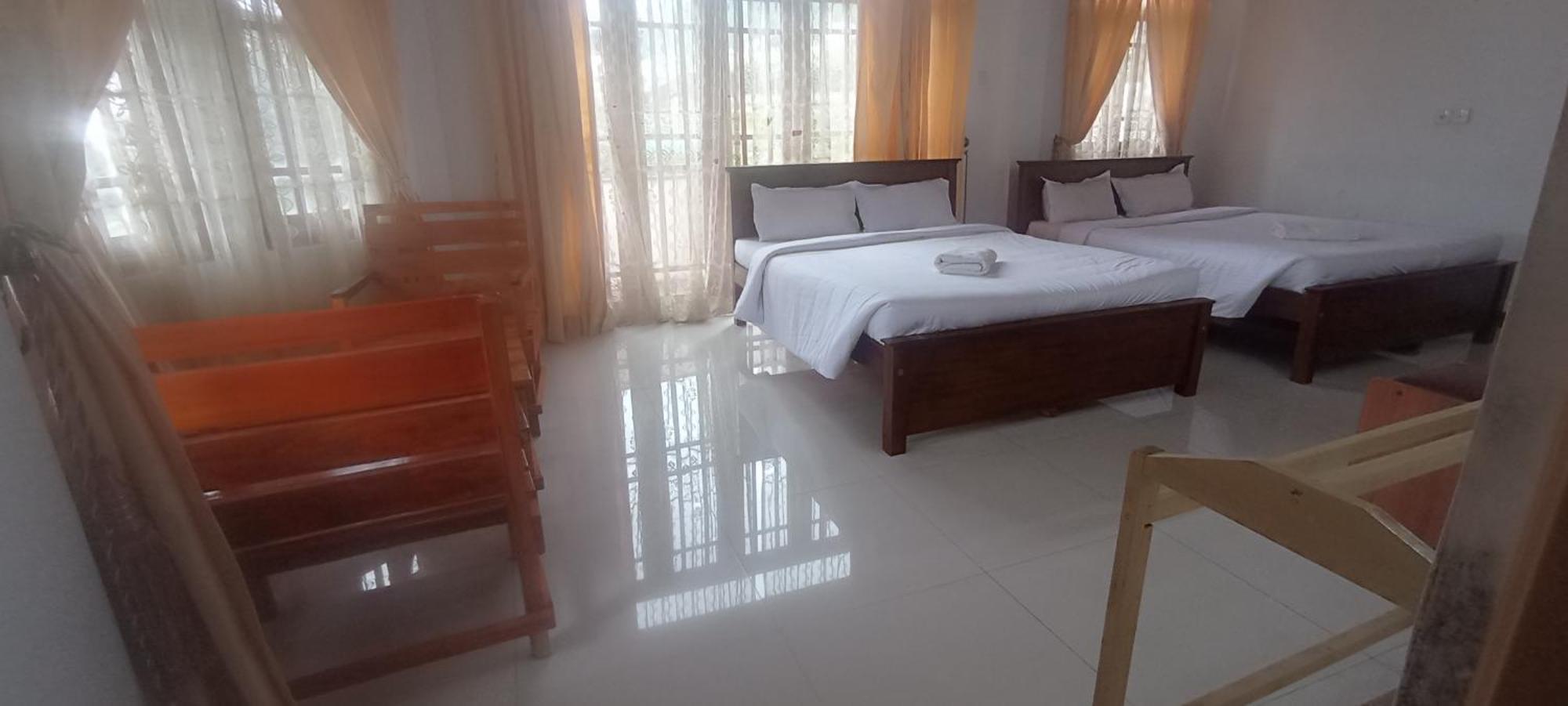 ヌワラ・エリヤ Oviya Guest Bed & Breakfast エクステリア 写真