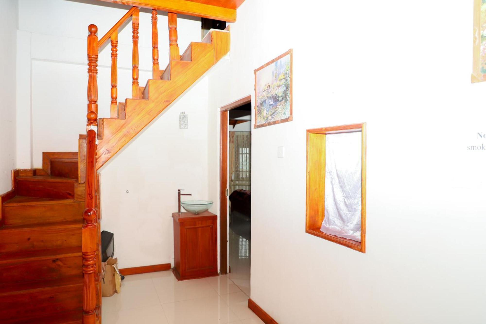 ヌワラ・エリヤ Oviya Guest Bed & Breakfast エクステリア 写真